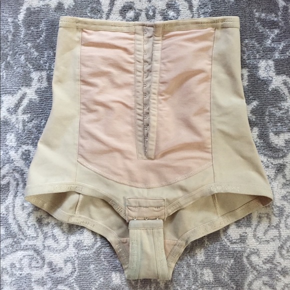 Bellefit Other - Bellefit Corset sz M